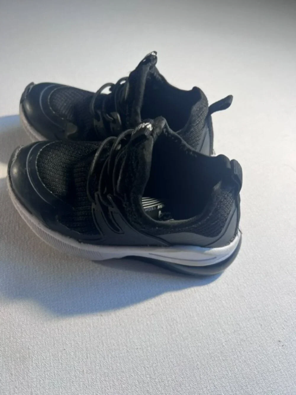 Nautica kids' sneakers black mesh upper synthetic overlays‎ Size 8 toddler